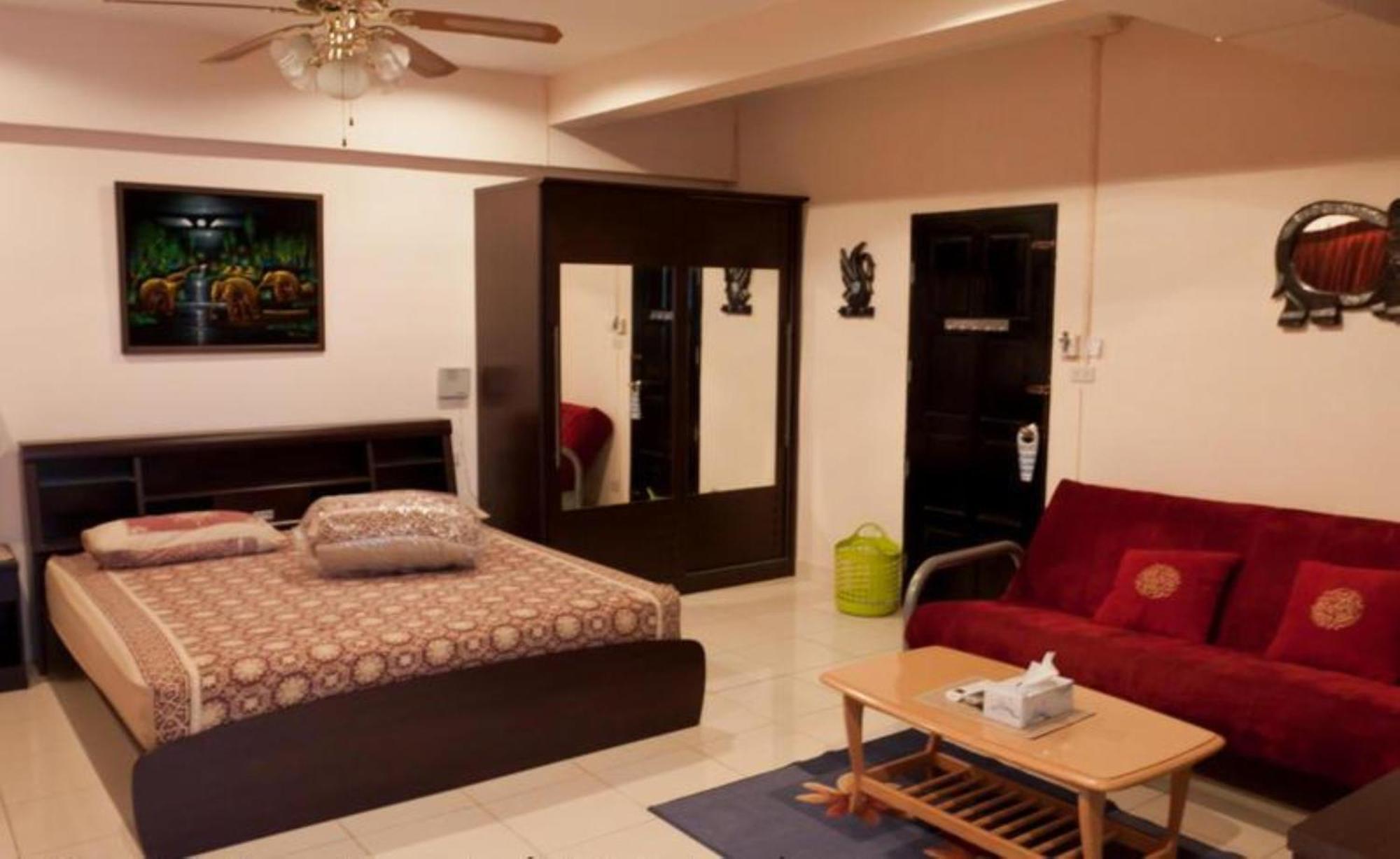 Deluxe King Room