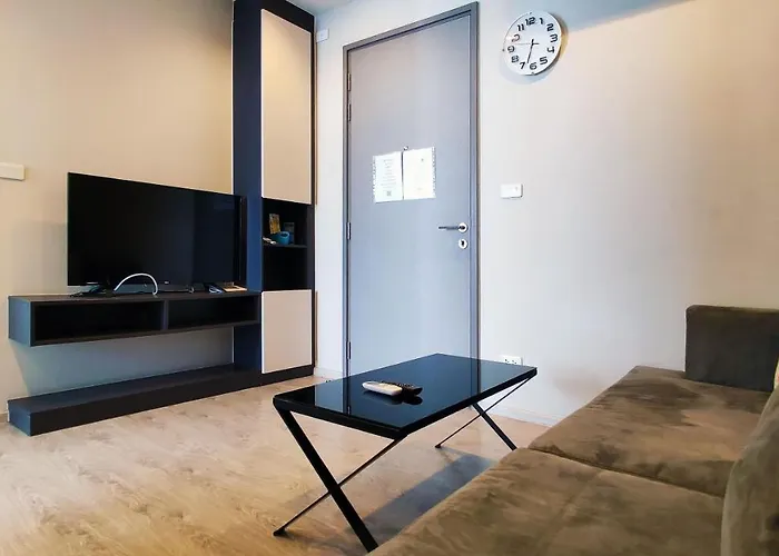 Pattaya Center Seascape Apartment