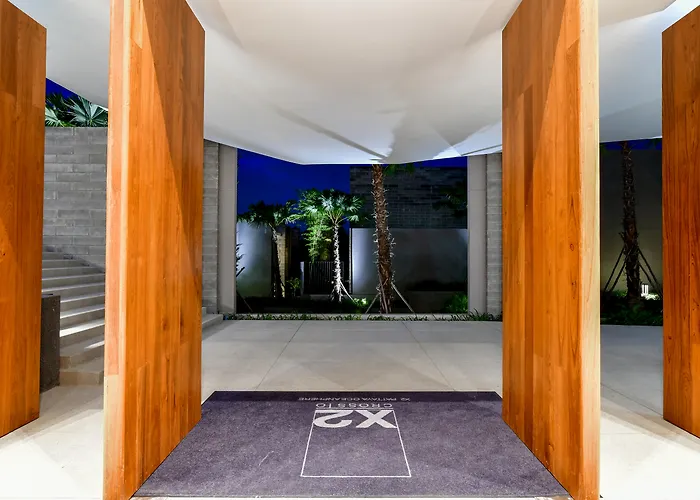Boutique Oceanphere Pattaya Villa By Elite Suites Na Chom Thian