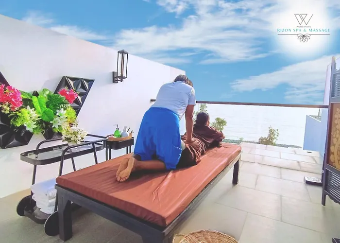 Worita Cove Hotel Na Chom Thian che accetta animali