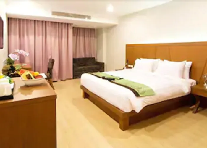 The Stay Hotel "Sha Certified" Pattaya Avec Terrain de Golf