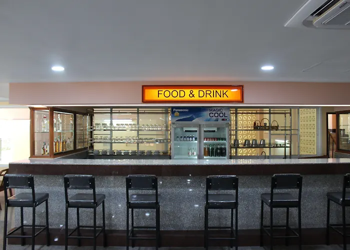 A.A. Pattaya Golden Beach Hotel