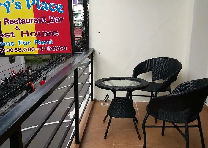 Harry'S Place Pattaya